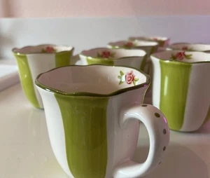 2 Tazze Tea Party di Culinary Arts - Foto 1 di 20