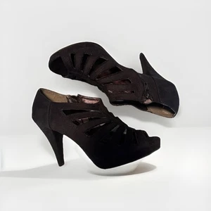 APT 9 Phoenix Black Suede Heels Women’s Size 8M, Peep Toe RN 73277 Goth Fairy - Picture 1 of 9