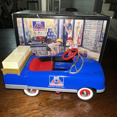 Die Cast Pedal Car 1:6 1948 BMC Stake Truck Bank Big A Auto Parts Crown Limited Foto 1 de 4