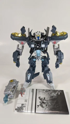 Transformers Skyhammer Dark Of The Moon Autobot Complete Cover
