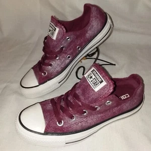 Converse Chuck Taylor All Star Shoes Ox Low Top Maroon Silver Women's Size 6 EUC - Picture 1 of 12