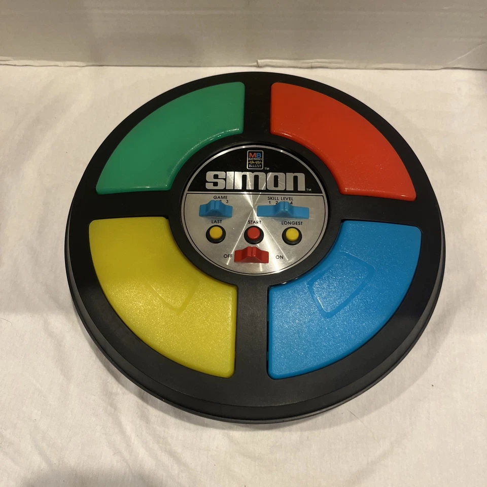 De colección 1978 Milton Bradley MB Simon Says Game OG Foto 1 de 4