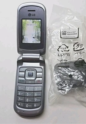 Teléfono LG 220C / 220CM TracFone Abatible Negro Plateado - Leer Descripción Foto 1 de 4