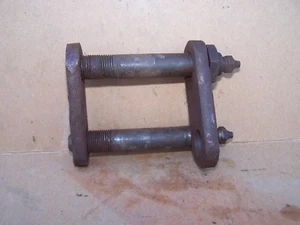 MODEL T FORD  REAR  SPRING SHACKLE - Bild 1 von 3