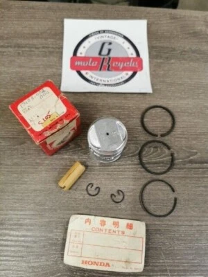 NOS HONDA C110 CA110 1962 COMPLETE Piston KIT 0.25 13102-011-010 H96 - Imagem 1 de 4