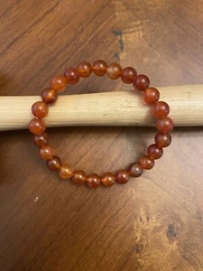 Handgefertigtes 8 mm Orange Natürliches Stretch Perlen Armband 7,5 Zoll - Bild 1 von 2