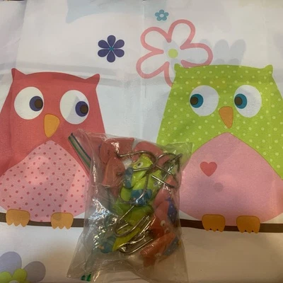 Mainstays Lindo Búho Cortina de Ducha LXW-70” Multicolor con Ganchos de Búho Rosa y Verde Foto 1 de 4