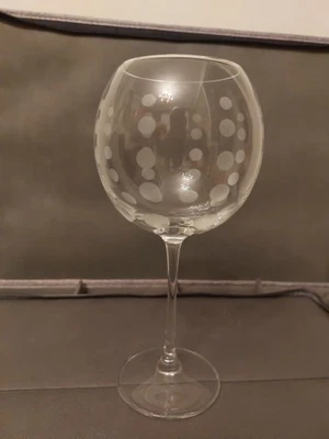 Mikasa Cheers Balloon Etched Bubbles Wine Glass Goblet 24.5 Oz Replacement - Image 1 of 4