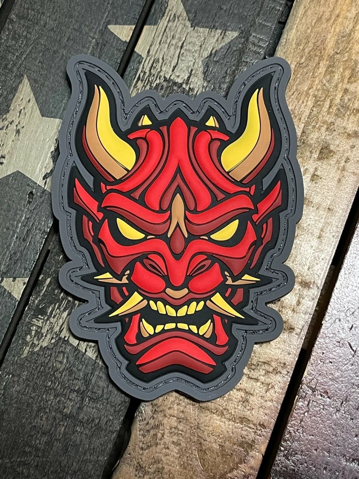 Parche moral PVC cabeza Oni Foto 1 de 1