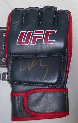 Cain Velasquez Signed UFC Glove PSA/DNA COA Autograph 166 160 155 146 121 110 99 - Image 1 of 4