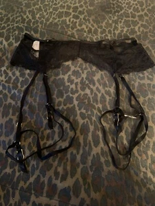Victoria Secret Black Lace Waist Cincher Leg Harness Garter Belt NWT XS/S or M/L - Picture 1 of 5