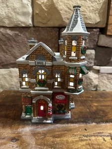 Pueblo de Navidad Department 56 Snow Village 1991 "Jack's Corner Barber Shop" - Imagen 1 de 11