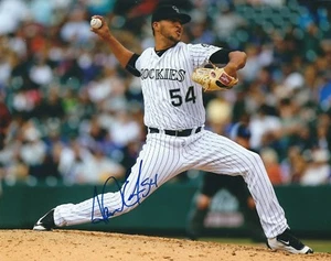 Signiertes 8x10 CARLOS ESTEVEZ Colorado Rockies handsigniertes Foto - COA - Bild 1 von 1