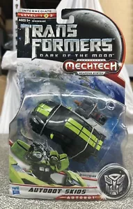 Hasbro TRANSFORMERS DOTM MECHTECH AUTOBOT PATINES DELUXE Clase DARK OF THE MOON - Imagen 1 de 4