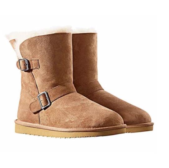 Kirkland Signature Niñas Botas con Hebilla de Piel de Oveja con Tachuelas (Castaño, Talla-K 1) Foto 1 de 2