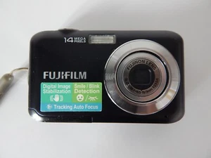 FUJIFILM Finepix JV200 Digital Camera 14 MP 3xZoom - Picture 1 of 8