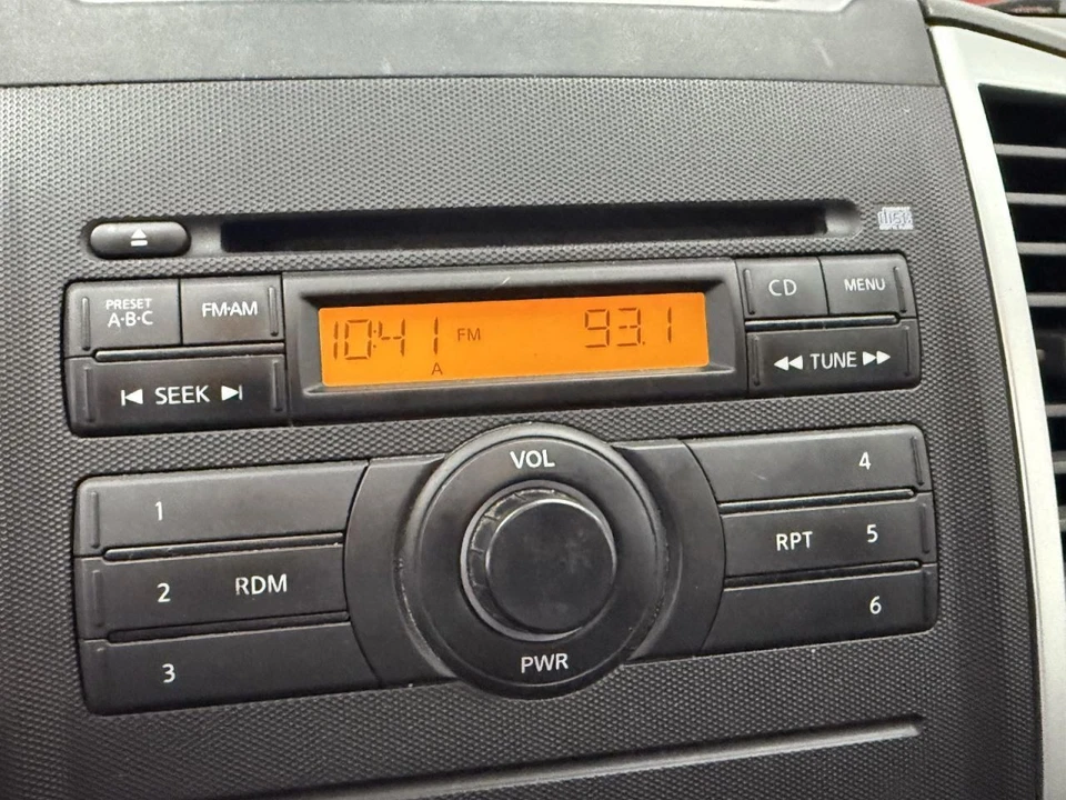 Audio Equipment Radio Am-fm-cd 6 Speaker Fits 11-13 EQUATOR 206085 - Image 1 of 4