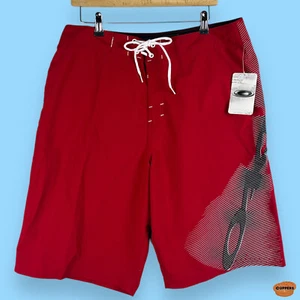 Oakley Boardshorts Bademode rot in Größen 30,32,34 neu mit Etikett - Bild 1 von 8