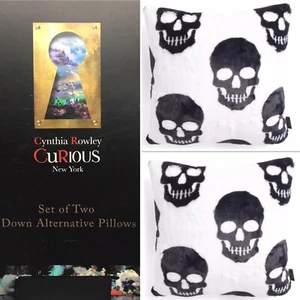 x2 Cynthia Rowley Halloween SKULLS Faux Fur Pillow Set Black White 20" Designer - Picture 1 of 10