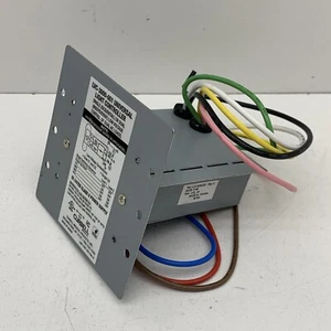 Controlador de bajo voltaje de pared Curbell Medical LVC-3000-001 120/277V - Imagen 1 de 11