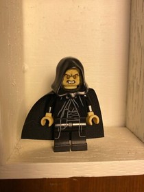 LEGO Star Wars Emperor Palpatine Minifigure sw0210 From Sets 10188 & 8096