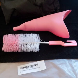 Portable Female Urination Device /Pee Funnel for Women and cleaning brush in bag - Picture 1 of 2