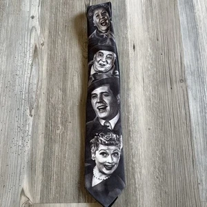 Vintage Made In The USA Ralph Marlin Men's Tie “I Love Lucy Lucy & Gang”1992 - Picture 1 of 7