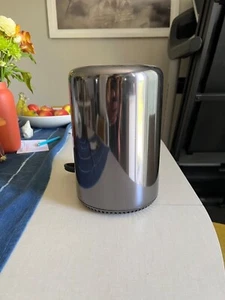Mac Pro 3.5ghz 6 core Intel Xeon (Late 2013) 512GB SSD, 32GB RAM, DUAL AMD - Picture 1 of 4