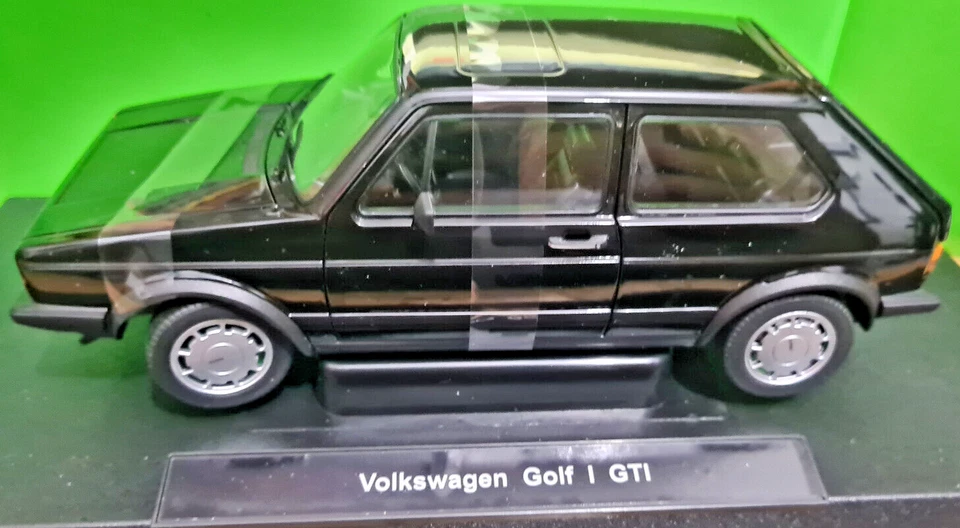 Volkswagen Golf I GTI Prima Serie Nero - 1 18 Welly NEX Die Cast W18039BK