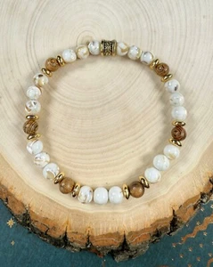 Handmade Genuine Natural White Shell Howlite Stone & Wood Healing Bracelet - Picture 1 of 4