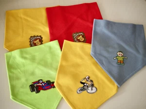 Kids Scarf Personalised Childrens Scarf With Name Triangle Shawl Patch - Picture 1 of 10