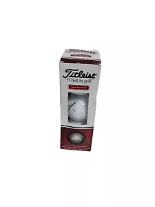 Titleist  tour distance sleeve of 3 Golf balls   new - Picture 1 of 7