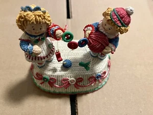 Vintage Little Knittles Raggedy Ann & Andy Music Box Plays “Joy To The World” - Picture 1 of 9