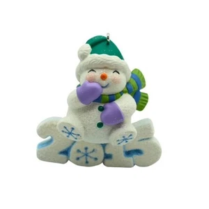 Vintage - Hallmark Keepsake Ornament Frosty Fun Decade 2015 MPN: QX9087 - Picture 1 of 5