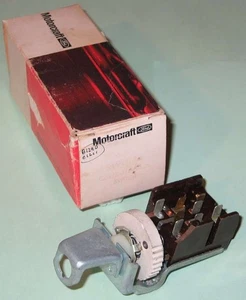 1966-1970 Ford Falcon NOS headlight switch C6DZ-11654-A - Picture 1 of 4