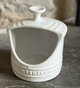 LE CREUSET Salt Crock / Sugar Holder Sponge Stoneware Dish - White 10 oz - Picture 1 of 5