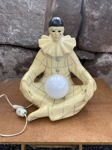 N.1 Ancienne lampe luminaire lampe de chevet PIERROT En Porcelaine 1950 - Picture 1 of 10