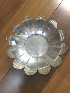 Vintage Reed & Barton 1 pc Water Lilly Lotus Flower Frog for Flowers - Picture 1 of 5