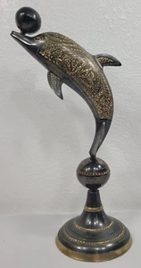 Handgefertigte gravierte Messing Delfin Statuette Balancierkugel 14" hoch - Bild 1 von 15
