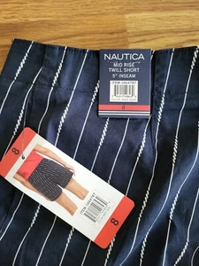 Nautica Damenshorts mittlerer Rise Twill marineblau weiß gestreift 8 10 Zoll 5 - Bild 1 von 3