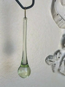 GLASS LIME GREEN 3'' TEAR DROP CHANDELIER LAMP PART REPAIR PENDANT ORNAMENT - Picture 1 of 6
