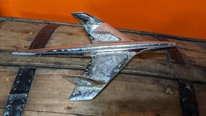 Chevrolet Bird Plane Hood Ornament 1955 3709685 - Imagen 1 de 6