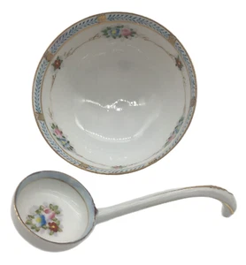 Nippon handbemalte Mayonnaise Schale passender Löffel Gewürzschale mit Fuß antik - Bild 1 von 10