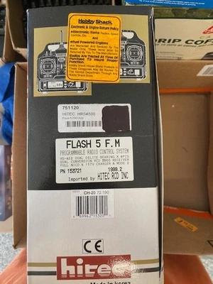 Sistema de Radio Control Digital Proporcional Hitec Flash 5 F. M con 4 Servos HRS4500 Foto 1 de 4