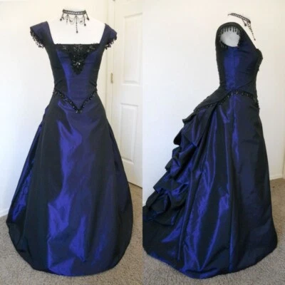 Vestidos de novia retro vintage de los años 50 de tafetán con cuentas cuello cuadrado Foto 1 de 4