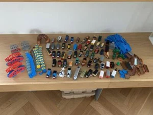 Lotto giocattoli TOMY Thomas & Friends capsule Plarail Gacha Gashapon sfusi - Foto 1 di 4