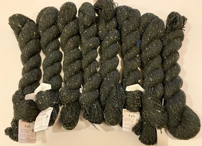 8 madejas de hilo de calcetín de tweed Rowanspun de 4 capas en color oliva oscuro 711 Foto 1 de 4
