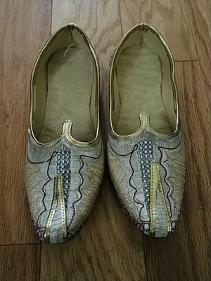 Mojari Wedding Canvas Mojari Khussa Handmade Jutti Indian Mojari Flip Flops Men - Image 1 of 4