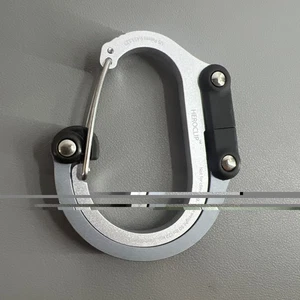 HEROCLIP Karabiner Clip Haken für Camping Backpacking 50lbs Stärke - Bild 1 von 2