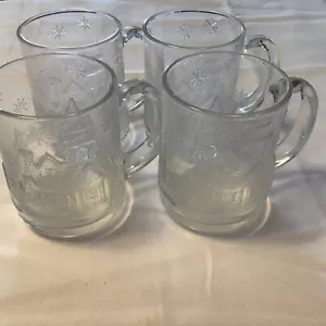 Arcoroc Glass Coffee Mugs Set Of 4 Winter Scene Christmas Snowflakes 4" Cups - Picture 1 of 6